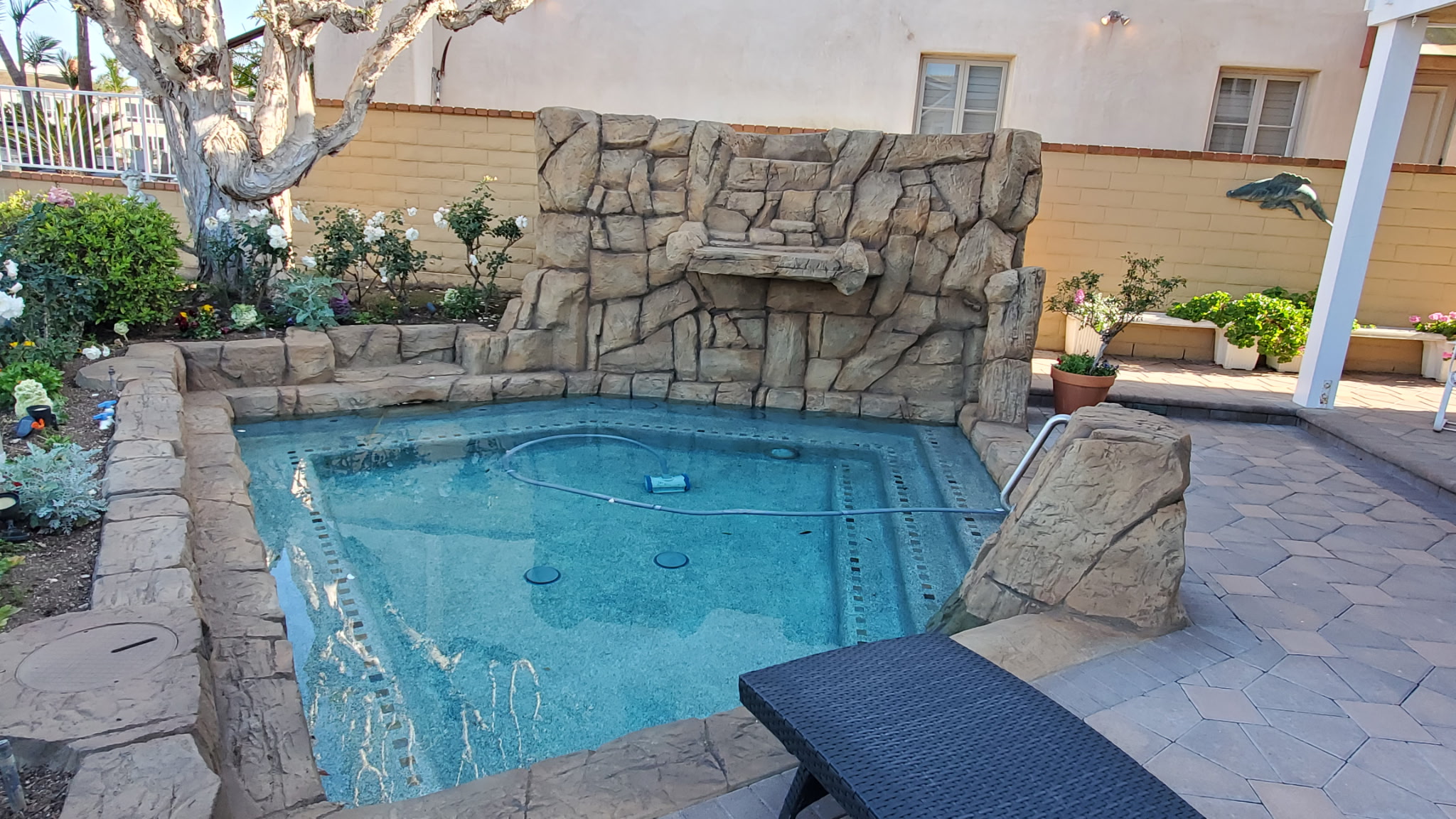 Custom rock wall spa